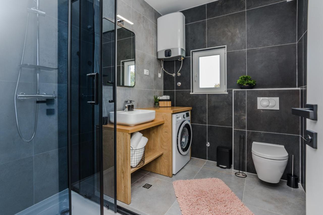 Apartment Redibo Privlaka  Esterno foto